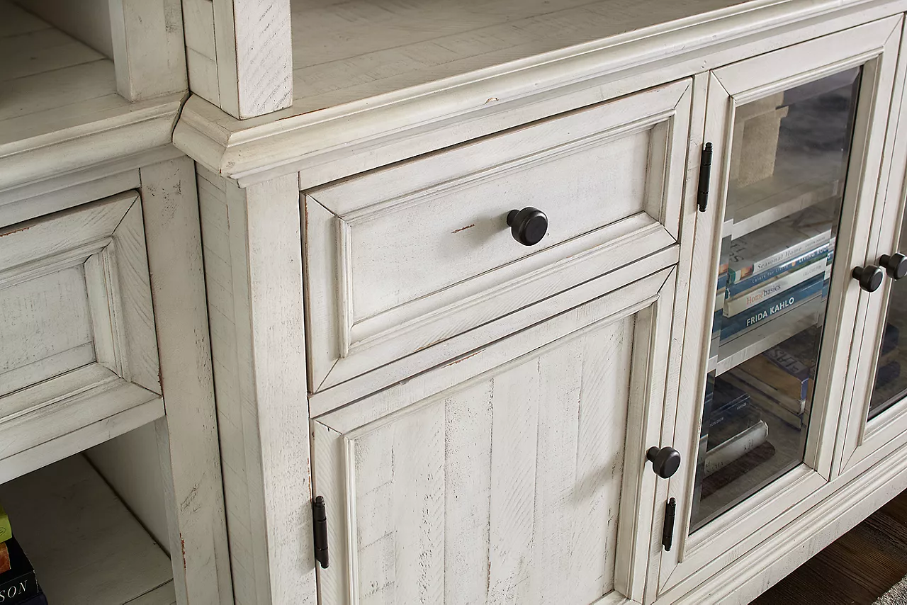 The Beckley entertainment wall in Alabaster in room scene.